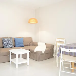 apartamentos-el-marinero-avenida.in-canary-islands.com/