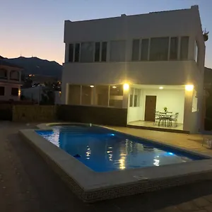 https://villa-asuncion-benalmadena-costa.1costadelsol.com